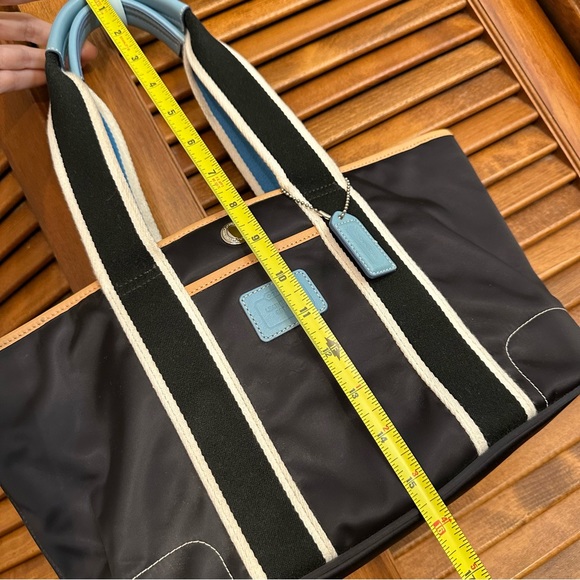 EUC Coach Hampton small tote, nylon with leather trim and silver hardware - Picture 9 of 11